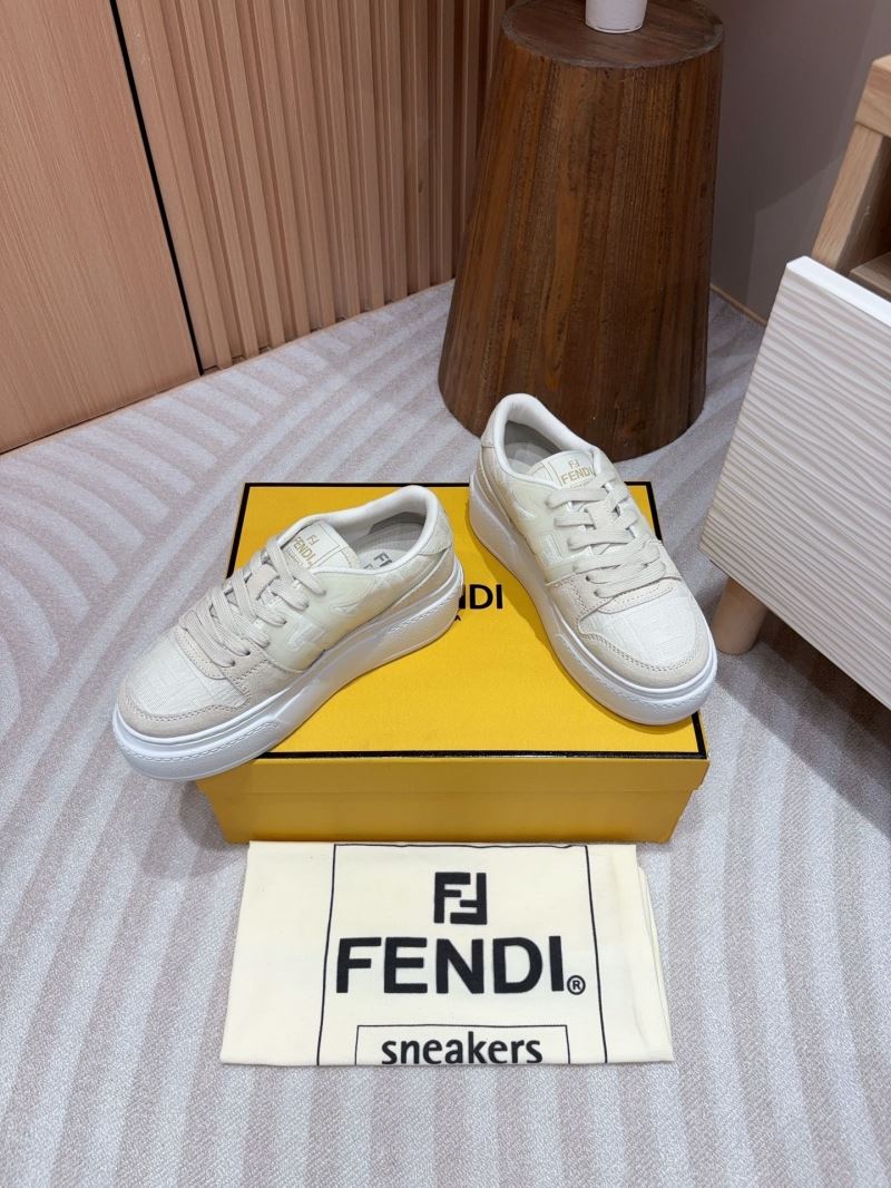 Fendi Low Shoes